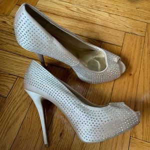 Jennifer Lopez Pumps